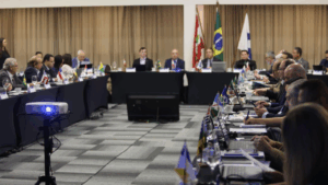 Leia mais sobre o artigo III Fórum de Presidentes do Sistema CFA/CRAs fortalece a governança e integração entre Regionais